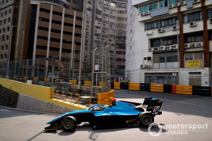 #24 Andreas Estner, Jenzer Motorsport