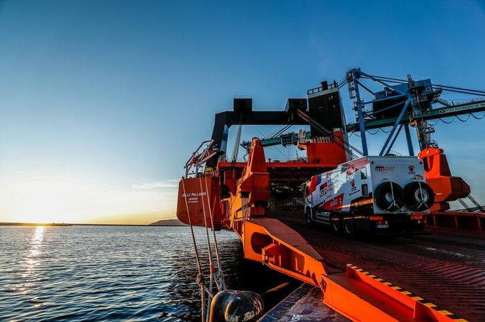 Embarque en Marsella del Dakar 2020