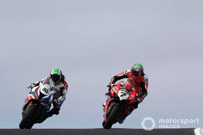 Eugene Laverty, BMW Motorrad WorldSBK Team, Chaz Davies, ARUBA.IT Racing Ducati