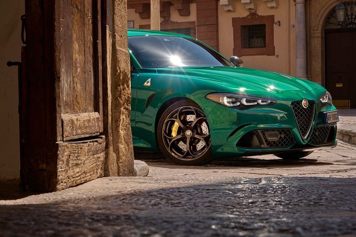 Alfa Romeo Giulia Q 100° Anniversario