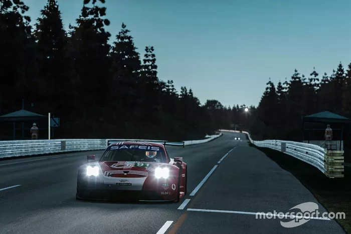 #91 Porsche Esports Team Porsche 911 RSR: André Lotterer, Neel Jani, Mitchell Dejong, Martti Pietila