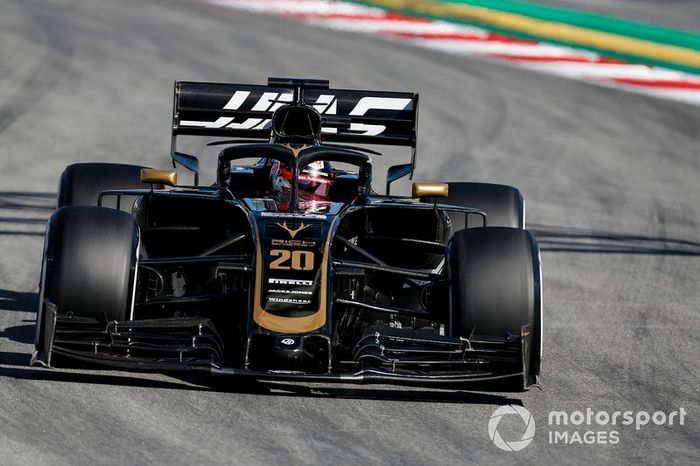 Kevin Magnussen, Haas VF-19 