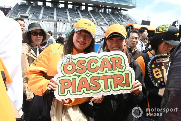 Les fans soutiennent Oscar Piastri, McLaren F1 Team