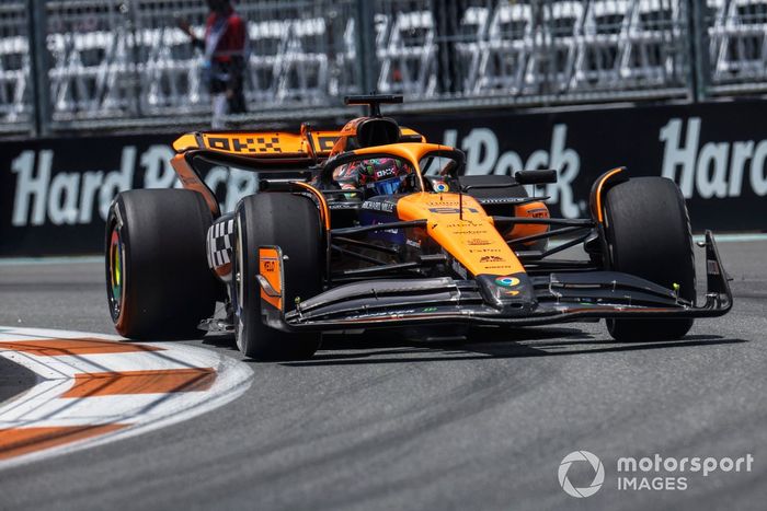 Oscar Piastri, McLaren MCL38 