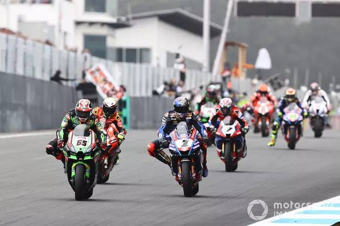 Jonathan Rea, Kawasaki Racing Team WSBK, Toprak Razgatlioglu, Pata Yamaha WorldSBK