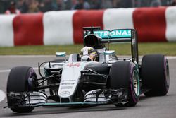 Lewis Hamilton, Mercedes AMG F1 W07 Hybrid