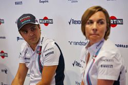 Felipe Massa, Williams y Claire Williams, director del equipo Williams adjunto. Felipe anuncia su re