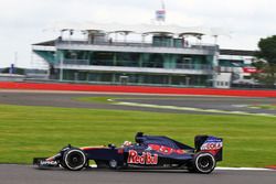 Карлос Сайнс-мол., Scuderia Toro Rosso STR11