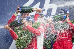 LMGTE-Am-Podium: 1. #62 Scuderia Corsa, Ferrari 458 Italia: Bill Sweedler, Jeff Segal, Townsend Bell