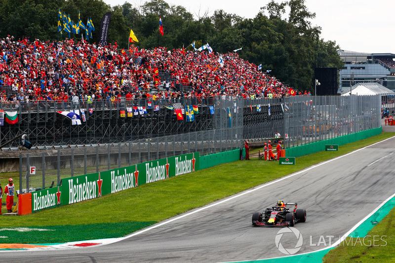 Rajtrács és készülődés az Olasz Nagydíj rajtja előtt - F1 2018