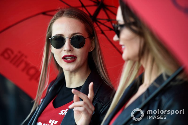 Rajtrácslányok - MotoGP - Katar