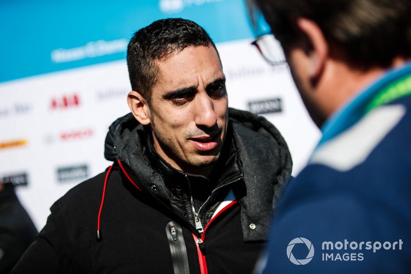 Sébastien Buemi, Nissan e.Dams, talks to the press