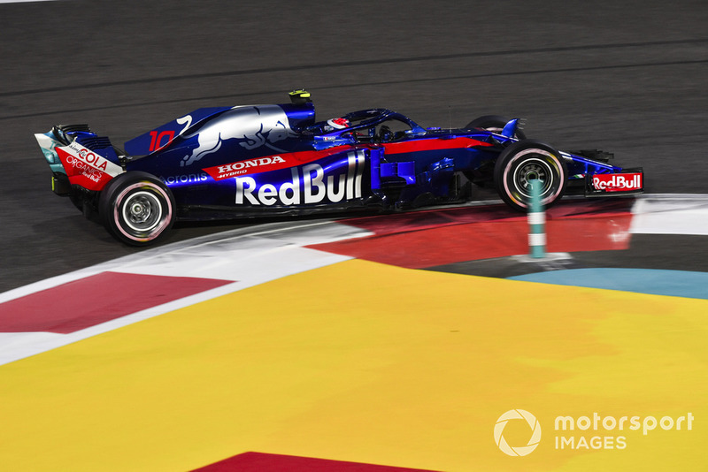 17: П'єр Гаслі, Toro Rosso STR13, 1'38.166