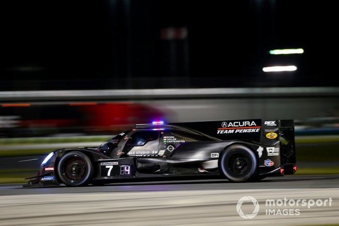 #7 Helio Castroneves, Ricky Taylor, Alexander Rossi; Acura Team Penske, Acura DPi (DPi)