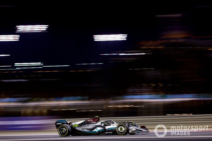 Lewis Hamilton, Mercedes W13