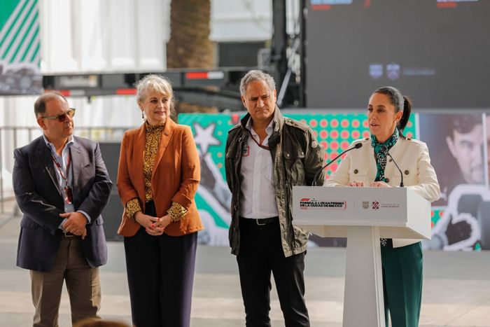 Federico Gonzalez Compean director CIE, Alejandro Sóberon, presidente CIE, Sergio Pérez, Red Bull, Claudia Sheinbaum, jefa de gobierno CMDX