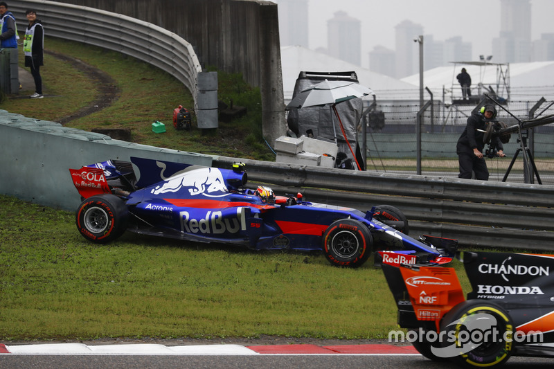 Карлос Сайнс-мл., Scuderia Toro Rosso STR12