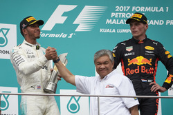 second place Lewis Hamilton, Mercedes AMG F1 on the podium