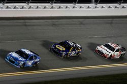 Kyle Larson, Chip Ganassi Racing Chevrolet, Chase Elliott, Hendrick Motorsports Chevrolet, Danica Pa