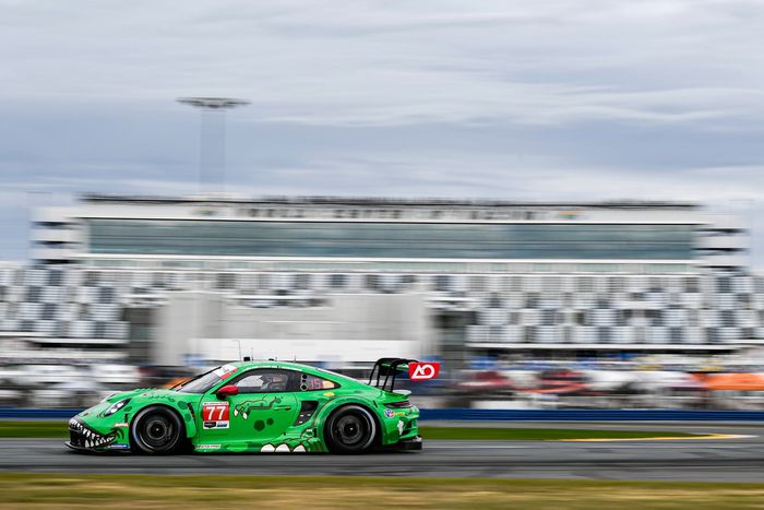 #77 AO Racing Porsche 911: Nick Tandy, Harry King, Alessio Picariello
