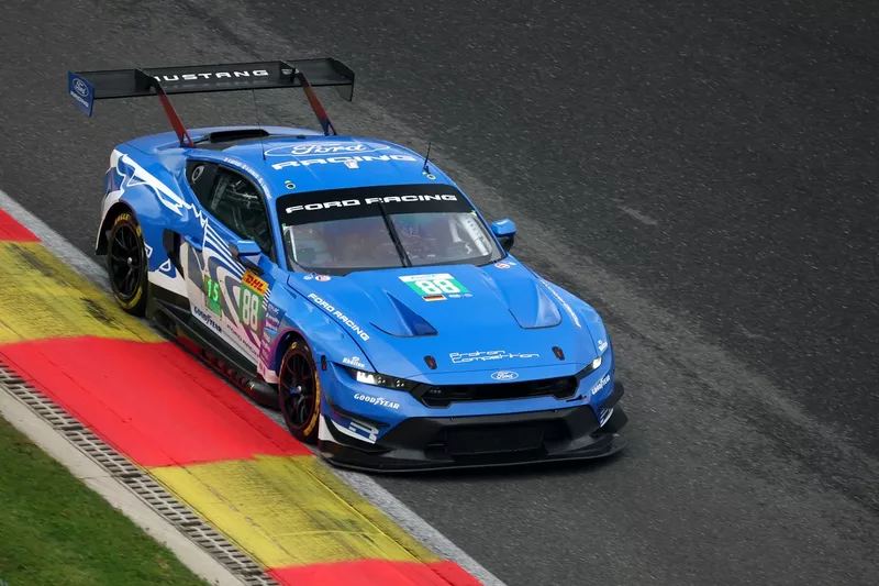 #88 Proton Competition Ford Mustang LMGT3 : Stefano Gattuso, Giammarco Levorato, Logan Sargeant