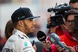Льюис Хэмилтон, Mercedes AMG F1 со СМИ