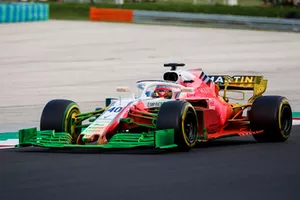 Robert Kubica, Williams FW41, avec de la peinture flow-viz