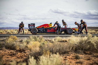 Daniel Ricciardo, Red Bull Racing in Monument Valley