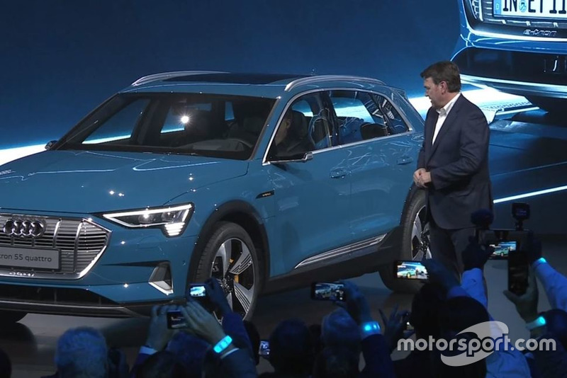 Презентація Audi e-tron