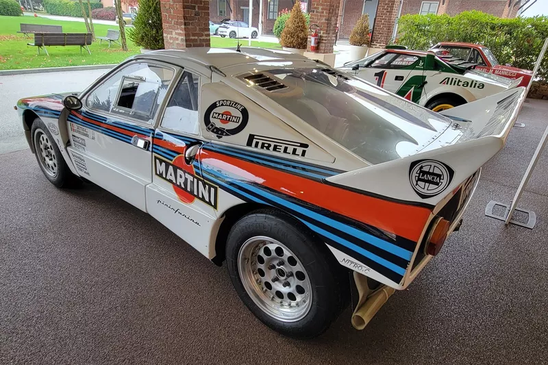 Lancia 037
