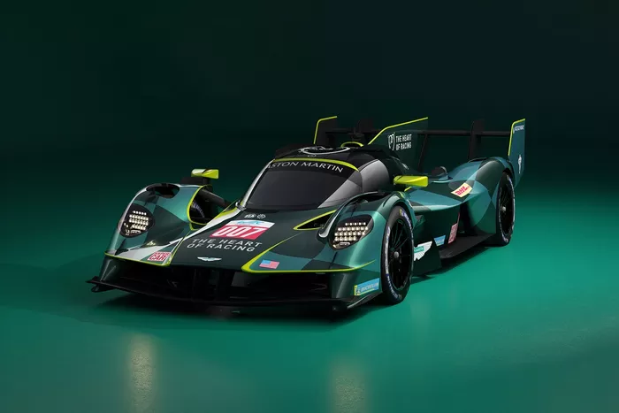 Aston Martin Valkyrie LMH