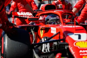 Kimi Raikkonen, Ferrari SF71H, arrive sur la grille