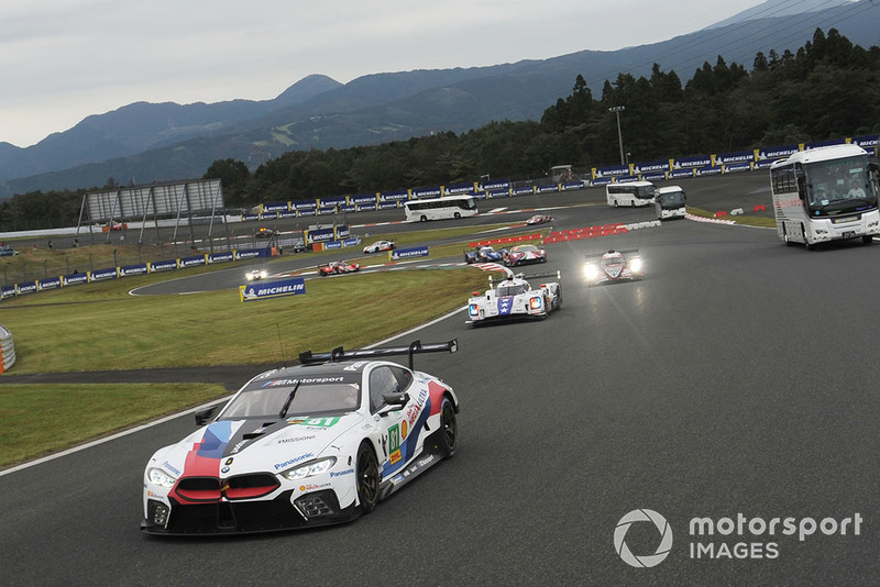 #81 BMW Team MTEK BMW M8 GTE: Martin Tomczyk, Nicky Catsburg with circuit safari bus