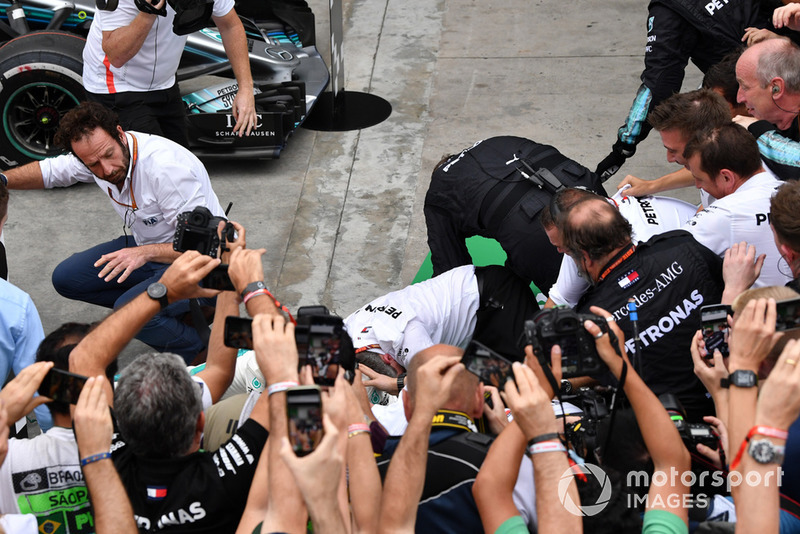 Льюіс Хемілтон, Mercedes AMG F1
