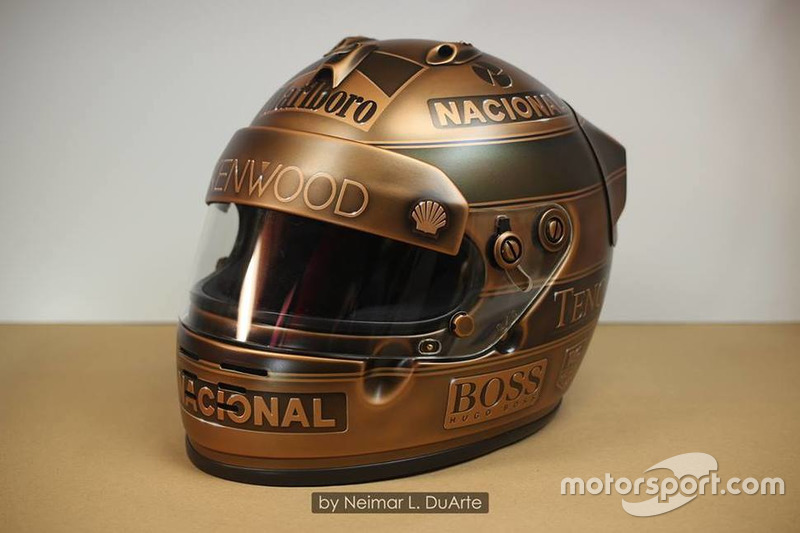 Ayrton Senna bronz sisakja