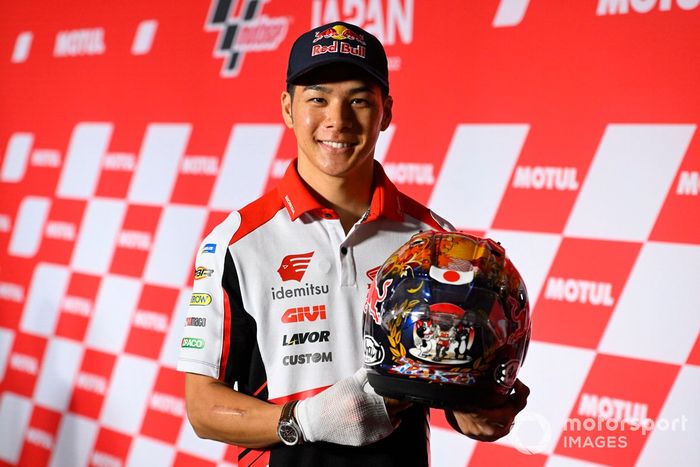 Takaaki Nakagami, Team LCR Honda con su casco 