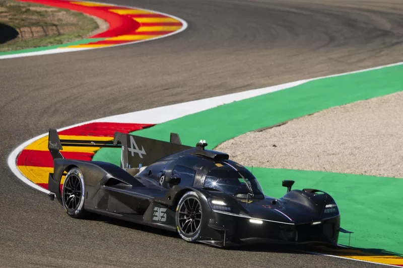 Alpine A424