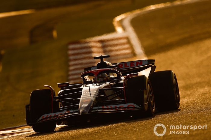 Daniel Ricciardo, RB F1 Team VCARB 01