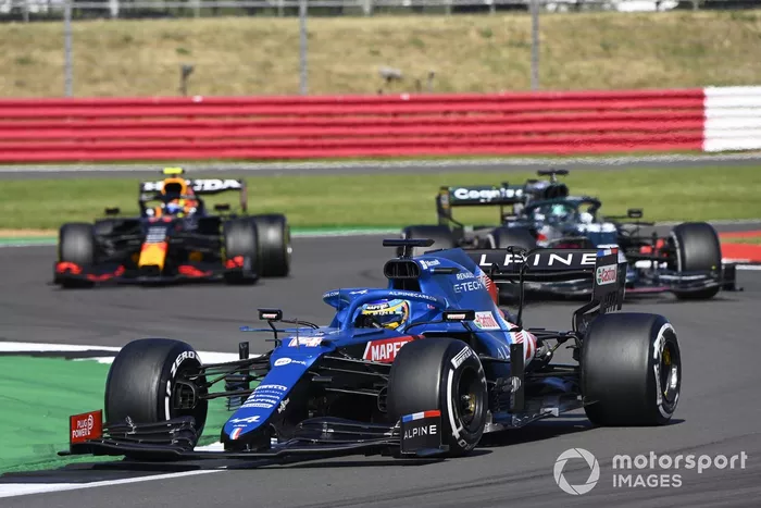 Fernando Alonso, Alpine A521, Lance Stroll, Aston Martin AMR21
