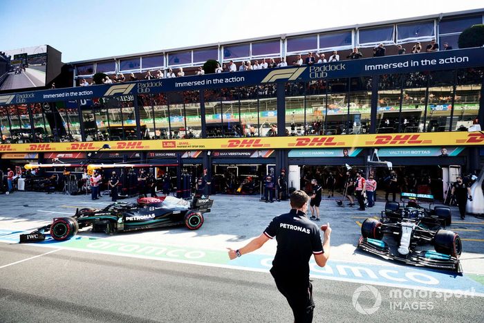 Lewis Hamilton, Mercedes W12, Valtteri Bottas, Mercedes W12