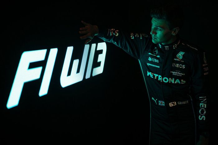 George Russell, Mercedes W13