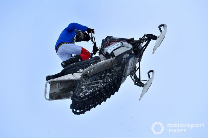 Espectáculo en la nieve antes de la Race of Champions