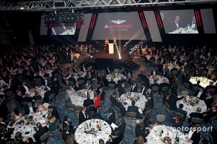 Comienzan las presentaciones de los premios