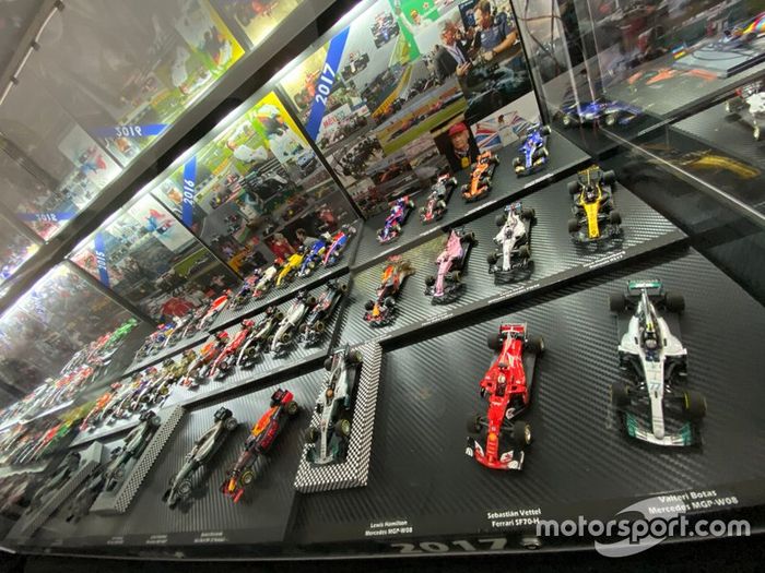Colección de coches miniatura de F1