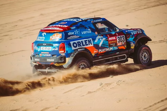 #303 JCW X-Raid Team: Jakub Przygonski, Timo Gottschalk