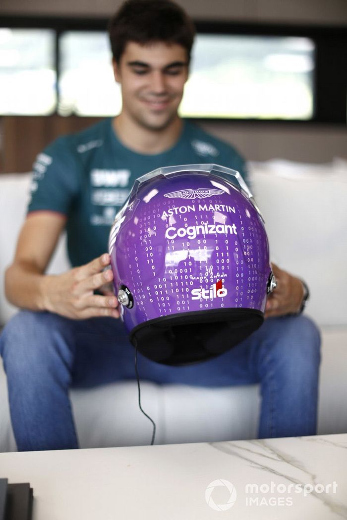Lance Stroll, Aston Martin con su nuevo casco