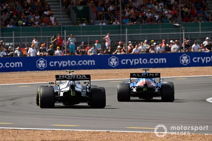 Fernando Alonso, Alpine A521, Pierre Gasly, AlphaTauri AT02
