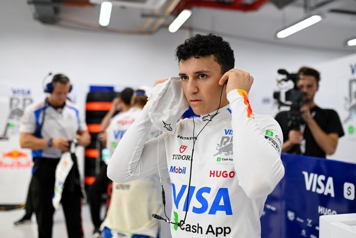 Isack Hadjar, Equipo Racing Bulls