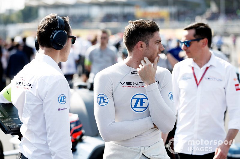 Edoardo Mortara Venturi Formula E on the grid