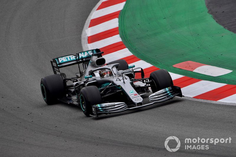 Lewis Hamilton, Mercedes AMG F1 W10.